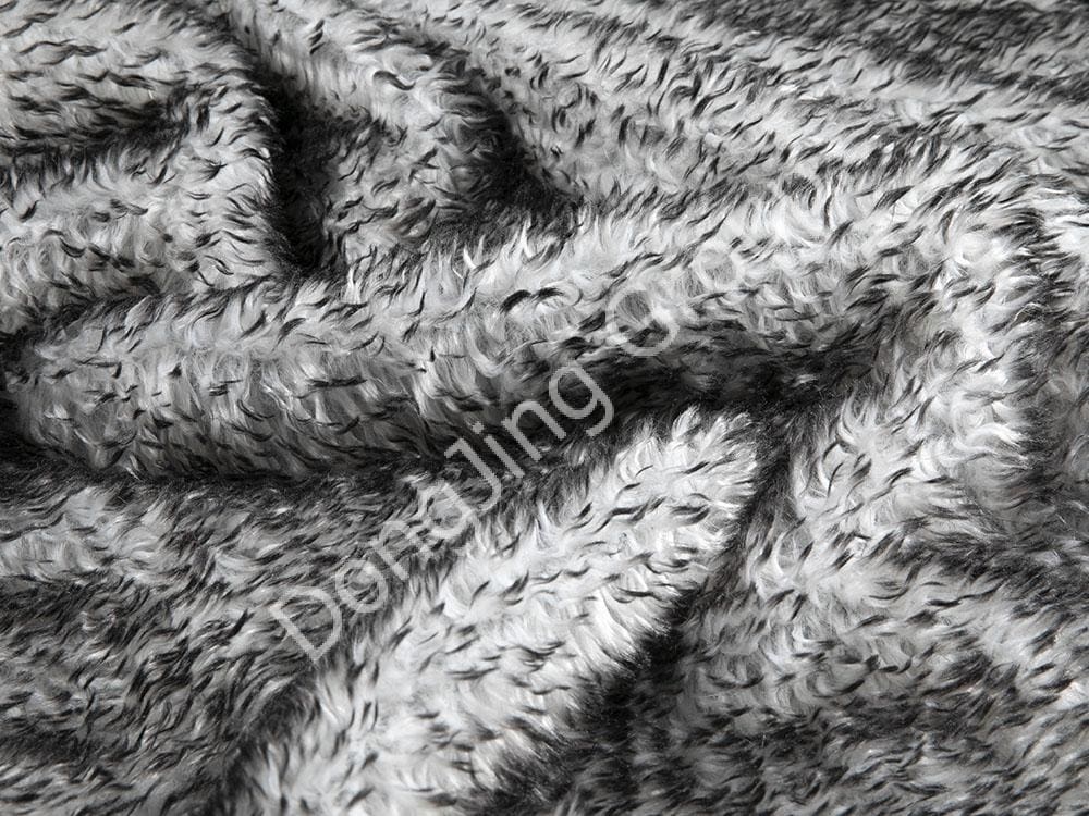 9KZ0035-صفحه پایه غلتکی نوک تیز مشکی چاپ شده با همان رنگ پشمی تقلیدی faux fur fabric