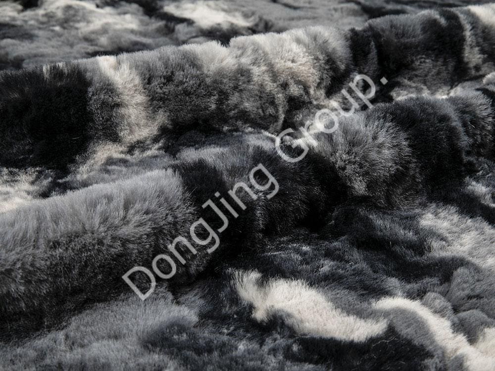 9T1342-این برس موی خرگوش با چاپ گل برش سفید faux fur fabric