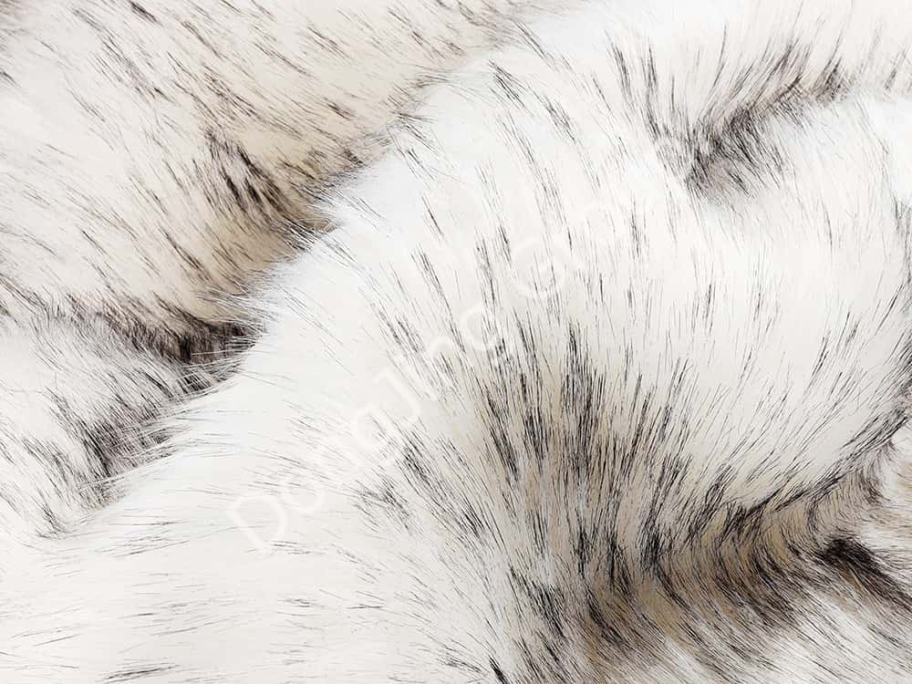 9W1127D-تیمی سفید موی راکونی نوک تیز سیاه چاپ شده سفید faux fur fabric